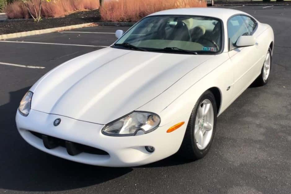 1998 Jaguar XK8 sold for $8,588