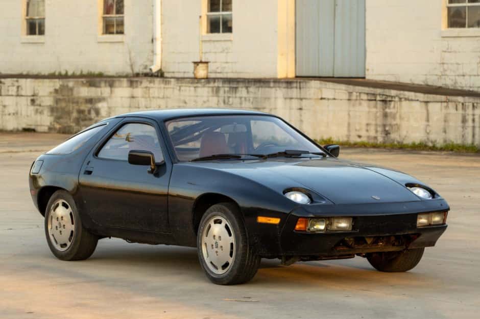 1978 Porsche 928 sold for $8,101