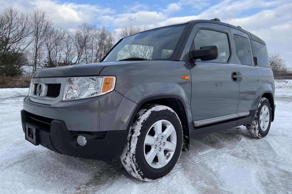 2010 Honda Element sold for $26,000