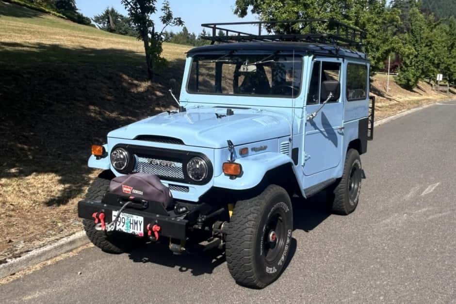 1974 Toyota Land Cruiser FJ40 sold for $18,500