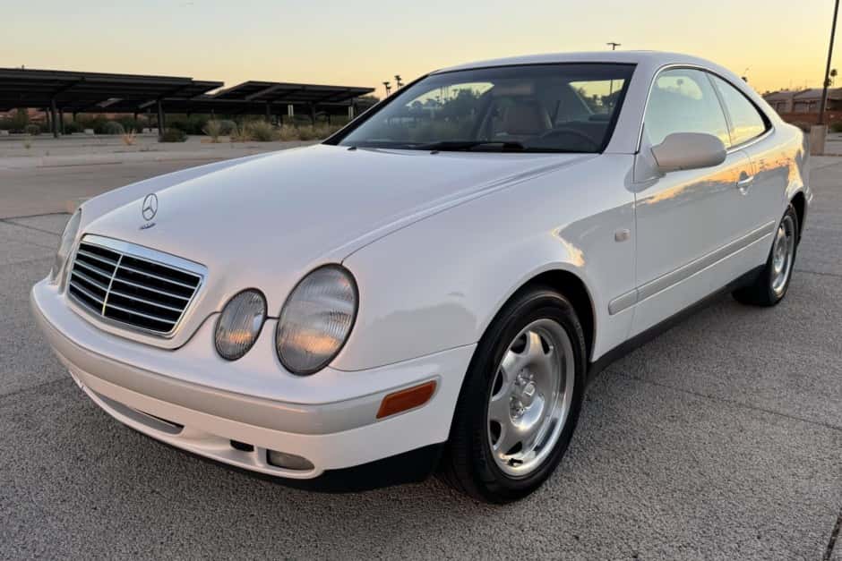 1999 Mercedes-Benz CLK-Class sold for $13,250
