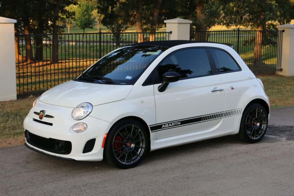 2013 Fiat 500 (2012-2019) sold for $25,500