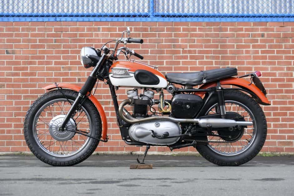 1958 Triumph Trophy sold for $9,500