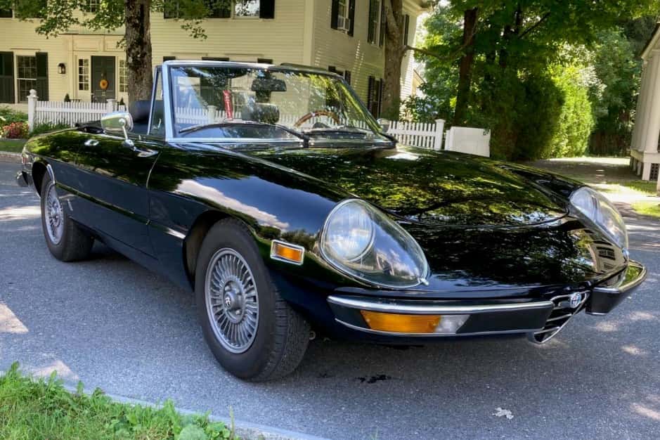 1977 Alfa Romeo 105/115 Spider Series 2 sold for $13,000