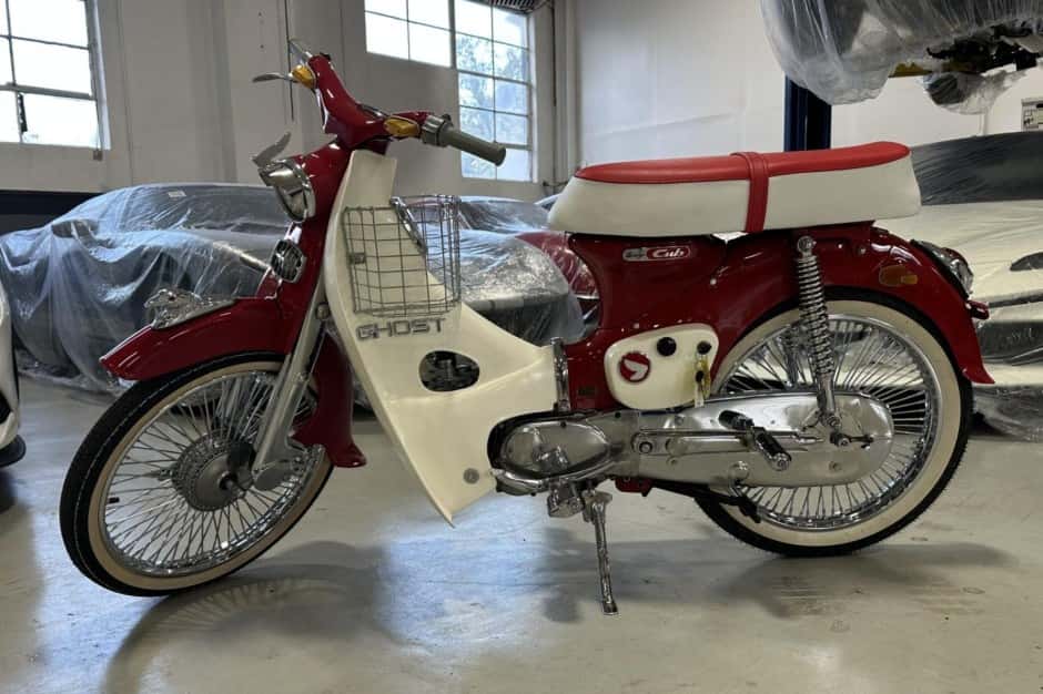 1961 Honda Super Cub sold for $6,169