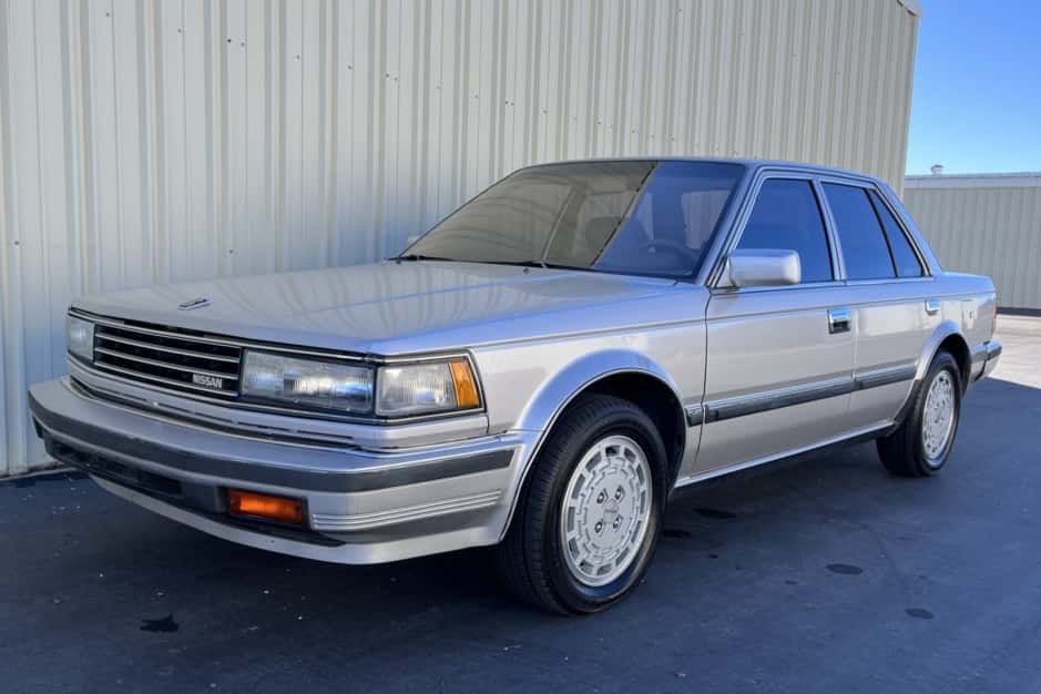 1986 Nissan Maxima sold for $2,600