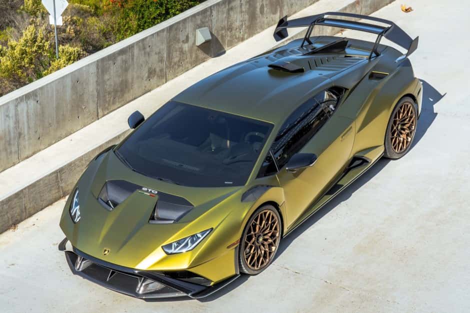 2022 Lamborghini Huracán sold for $340,000