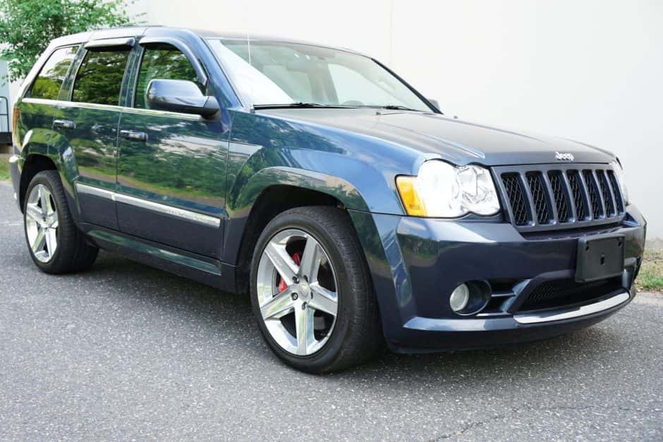 2010 Jeep WK Grand Cherokee sold for $23,500