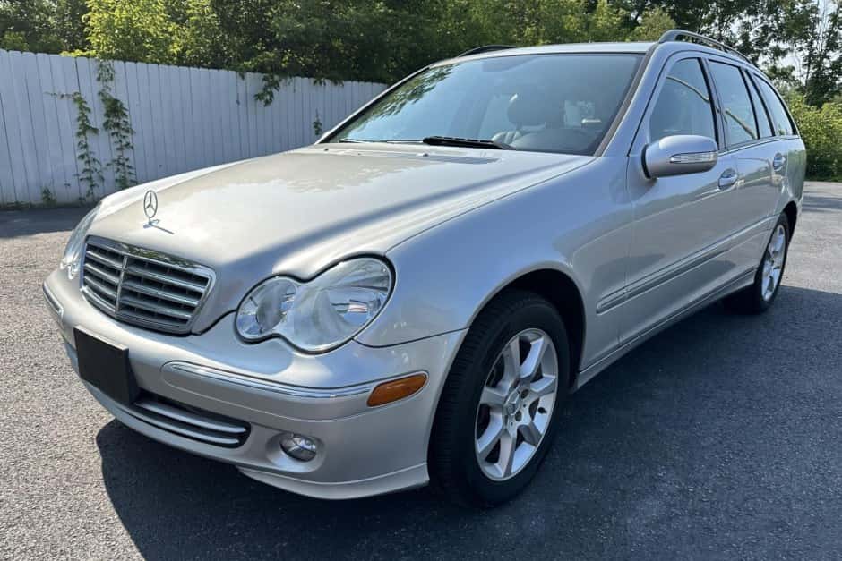 2005 Mercedes-Benz W203 C-Class sold for $10,250