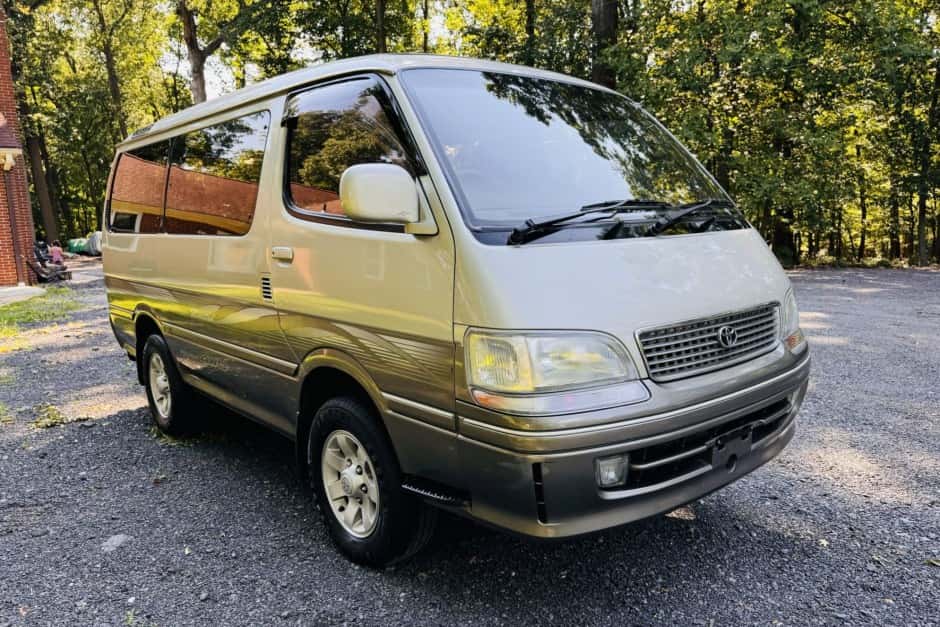 1999 Toyota HiAce sold for $13,500