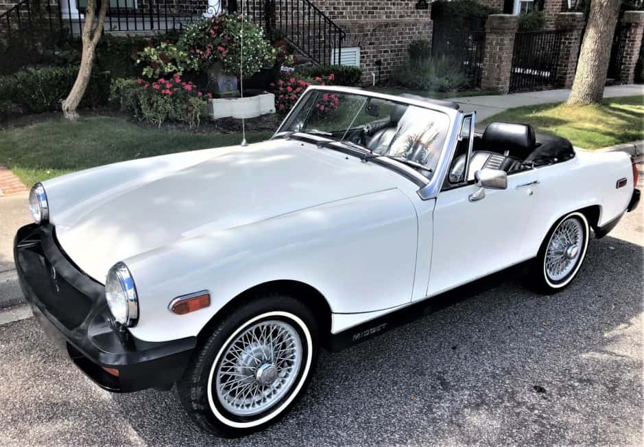 1978 MG Midget sold for $8,633