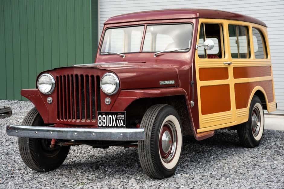 1946 Willys Jeep Wagon sold for $15,250