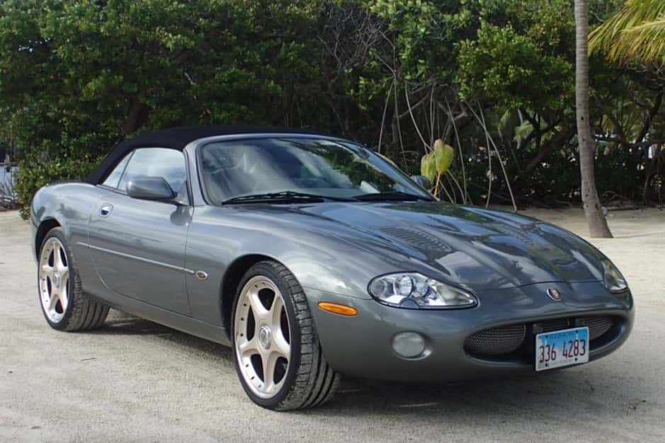 2002 Jaguar XKR sold for $15,900