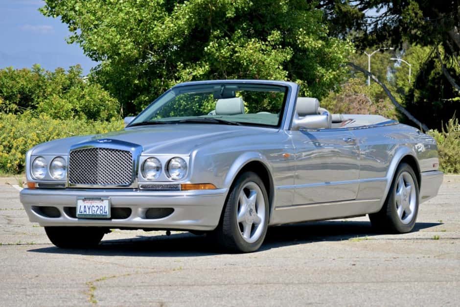 1998 Bentley Azure sold for $49,000