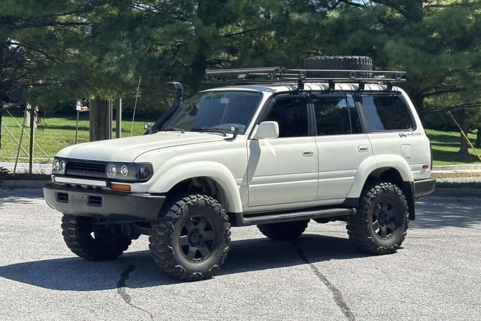 1994 Toyota Land Cruiser 80-Series sold for $15,973