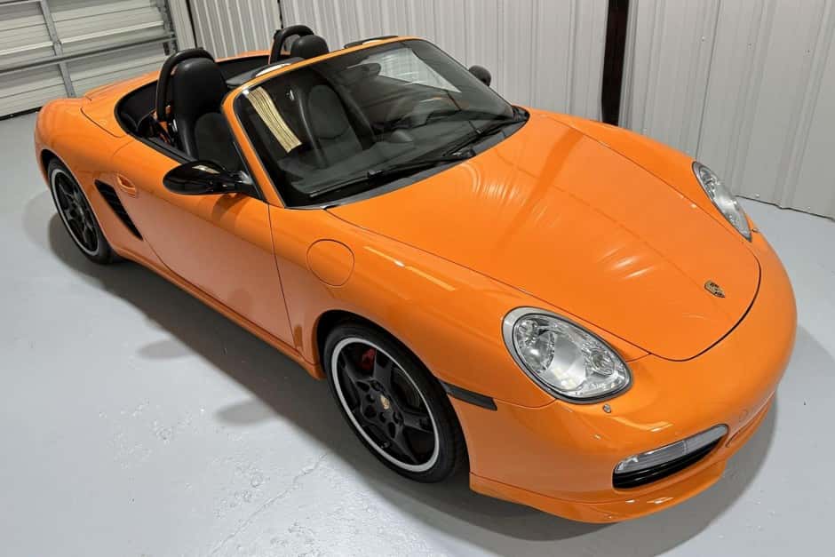 2008 Porsche 987 Boxster sold for $33,000