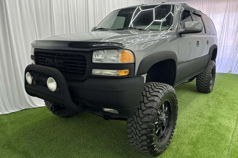 2002 GMC Yukon GMT800 sold for $15,000