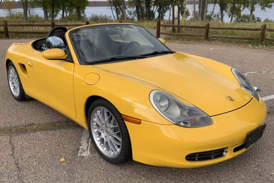 2000 Porsche 986 Boxster sold for $14,736