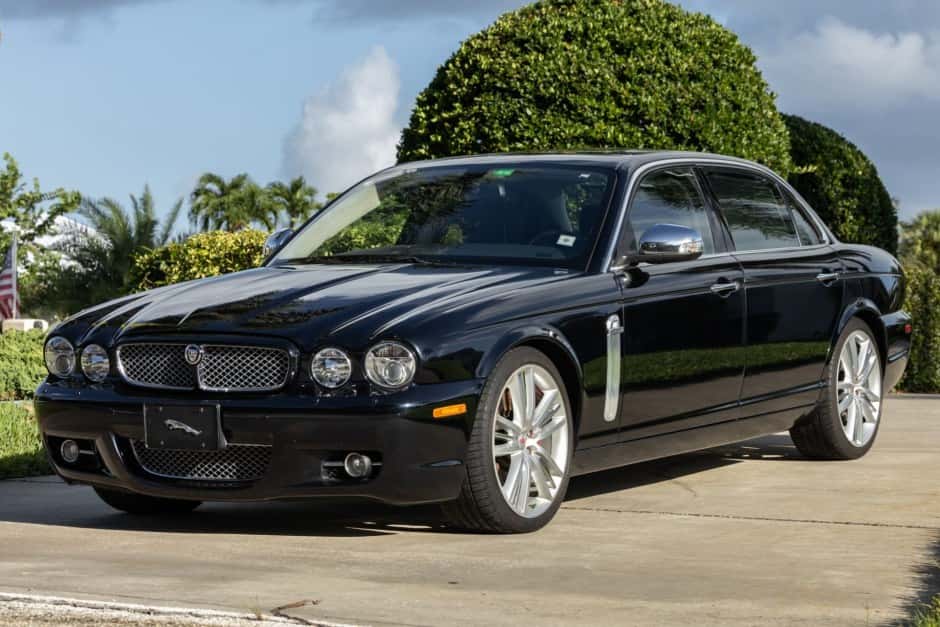 2009 Jaguar X350/X356/X358 XJ (2004-2009) sold for $49,000