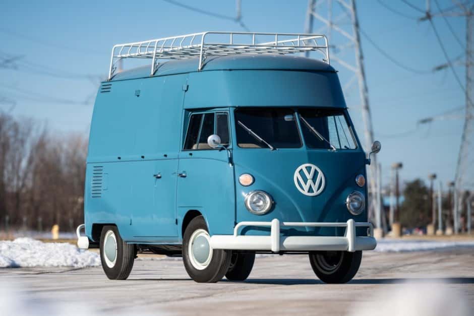 1967 Volkswagen Split-Window Bus sold for $60,000