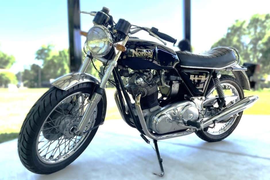 1973 Norton Commando sold for $8,800