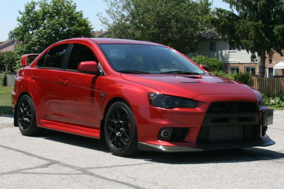 2010 Mitsubishi Lancer Evolution sold for $27,000