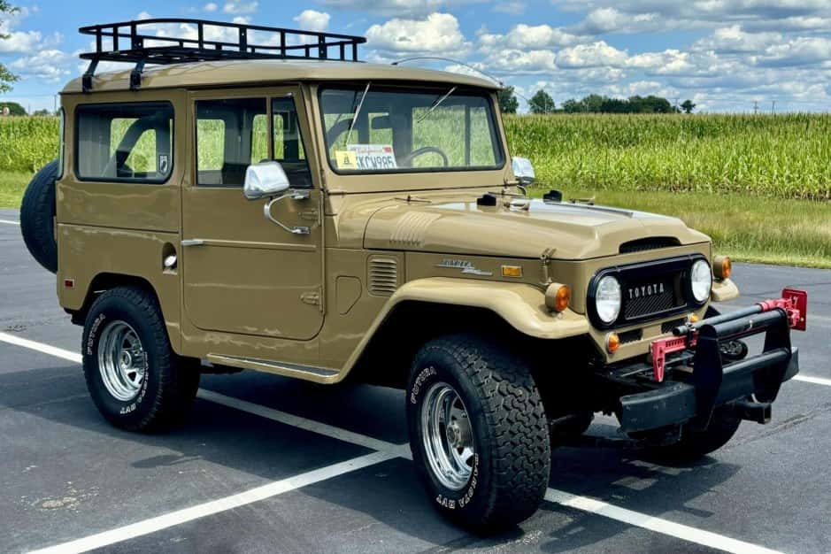 1966 Toyota Land Cruiser FJ40 sold for $19,750