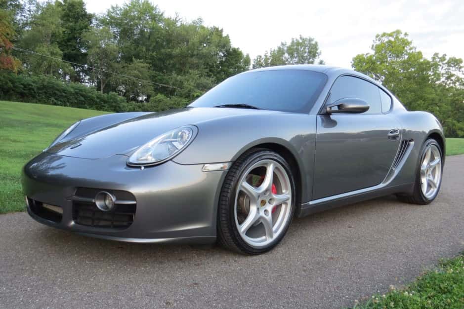 2008 Porsche 987 Cayman sold for $29,500