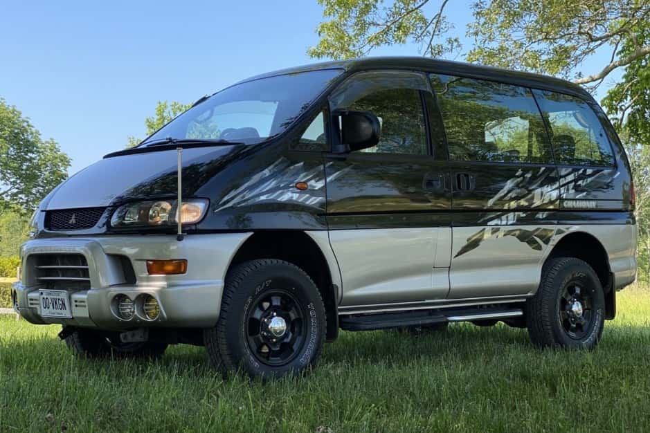 1997 Mitsubishi Delica sold for $9,200