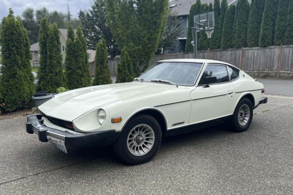 1977 Datsun 280Z sold for $8,100