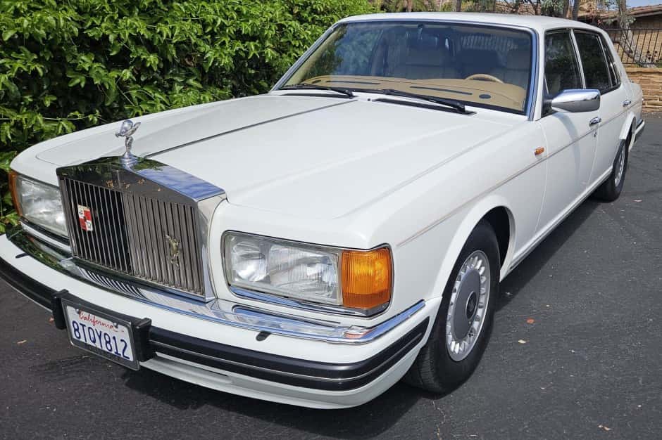 1996 Rolls-Royce SZ Silver Spirit & Silver Spur sold for $13,500
