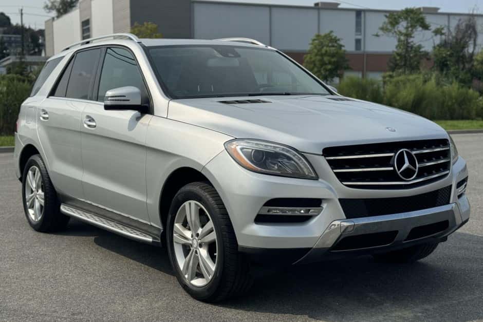 2014 Mercedes-Benz M-Class & GLE-Class sold for $10,550
