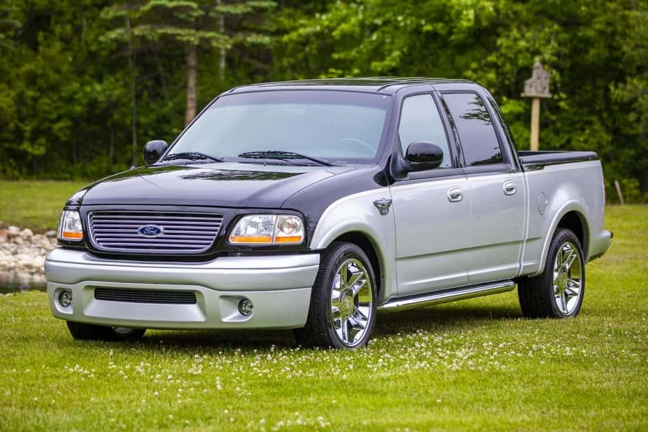 2003 Ford F-150 (1997-2004) sold for $32,753