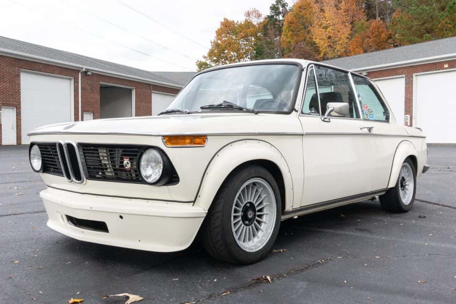 1974 BMW 2002tii sold for $42,278