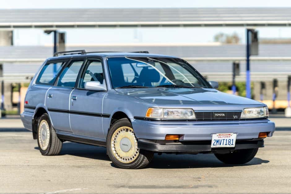 1989 Toyota Camry sold for $7,650