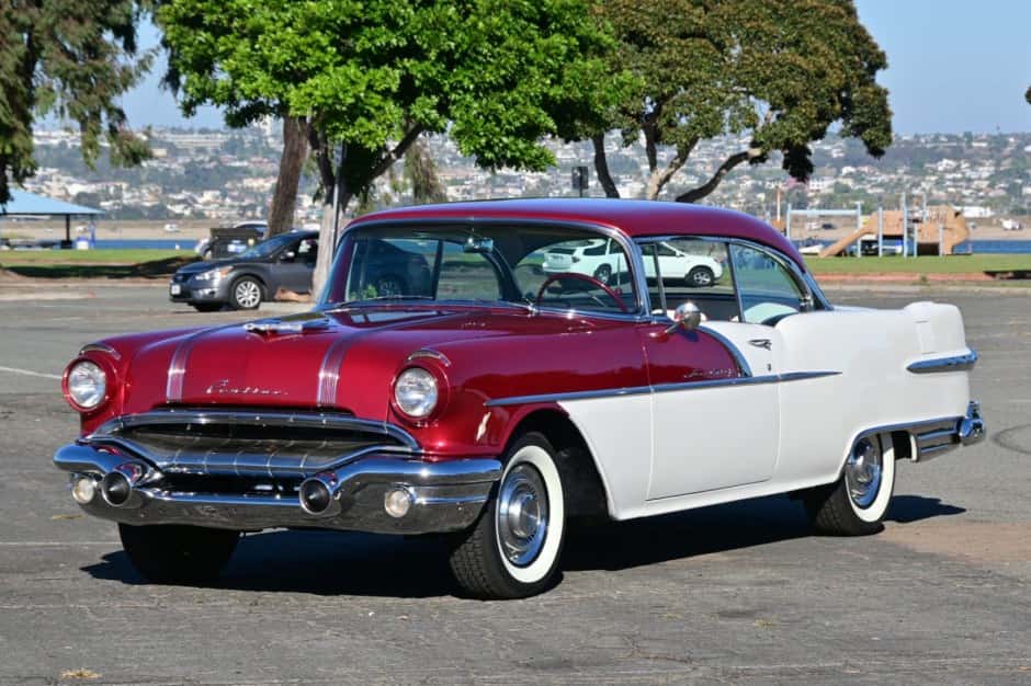 1956 Pontiac Catalina sold for $34,500