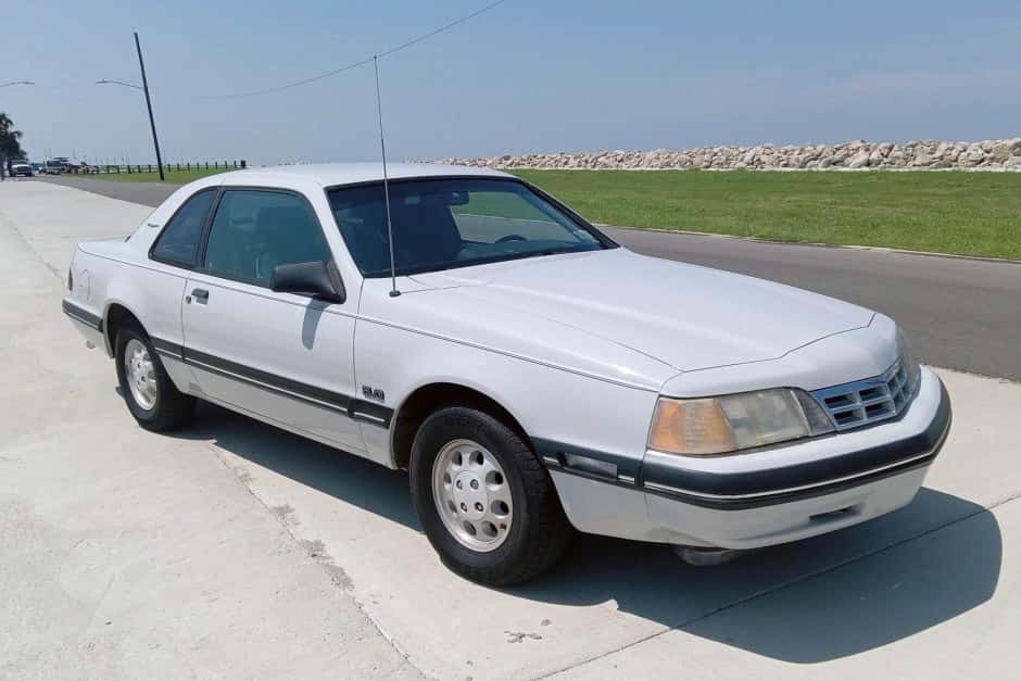 1988 Ford Thunderbird (1983-1988) sold for $8,500