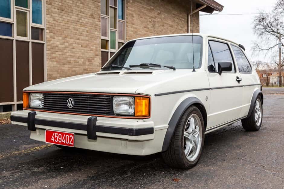 1984 Volkswagen GTI Mk1 sold for $16,800