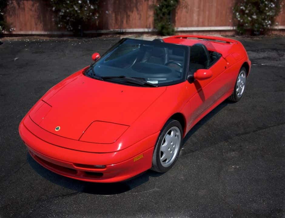 1992 Lotus Elan M100 sold for $9,100