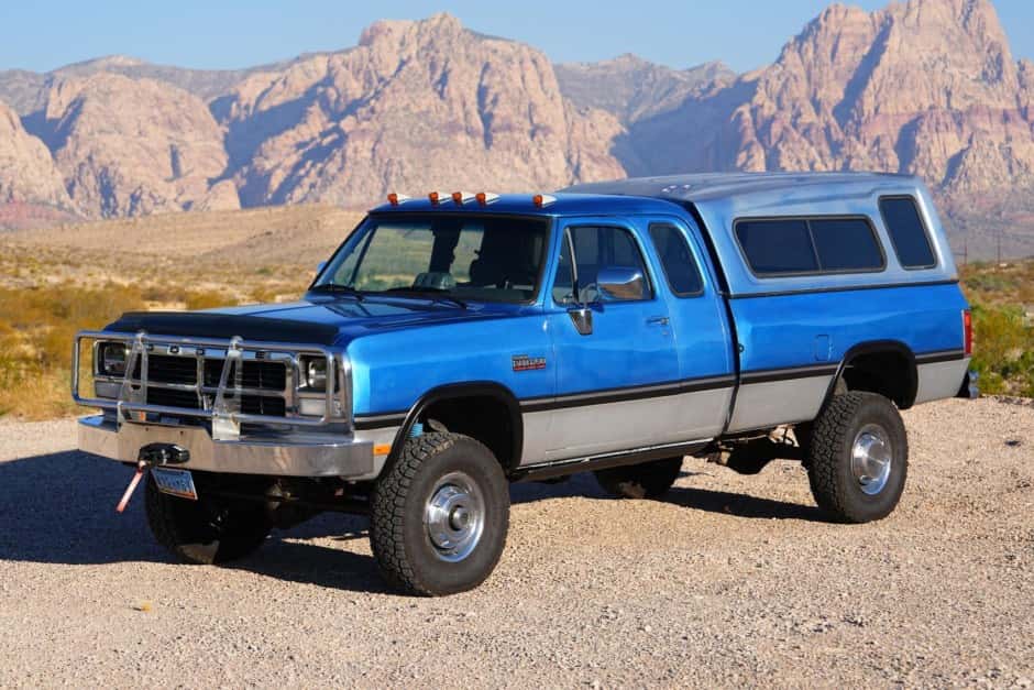 1992 Dodge Ram (1981-1993) sold for $27,000