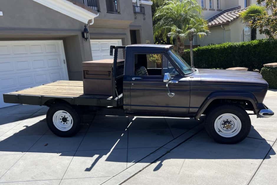 1968 Jeep Pickup sold for $6,200