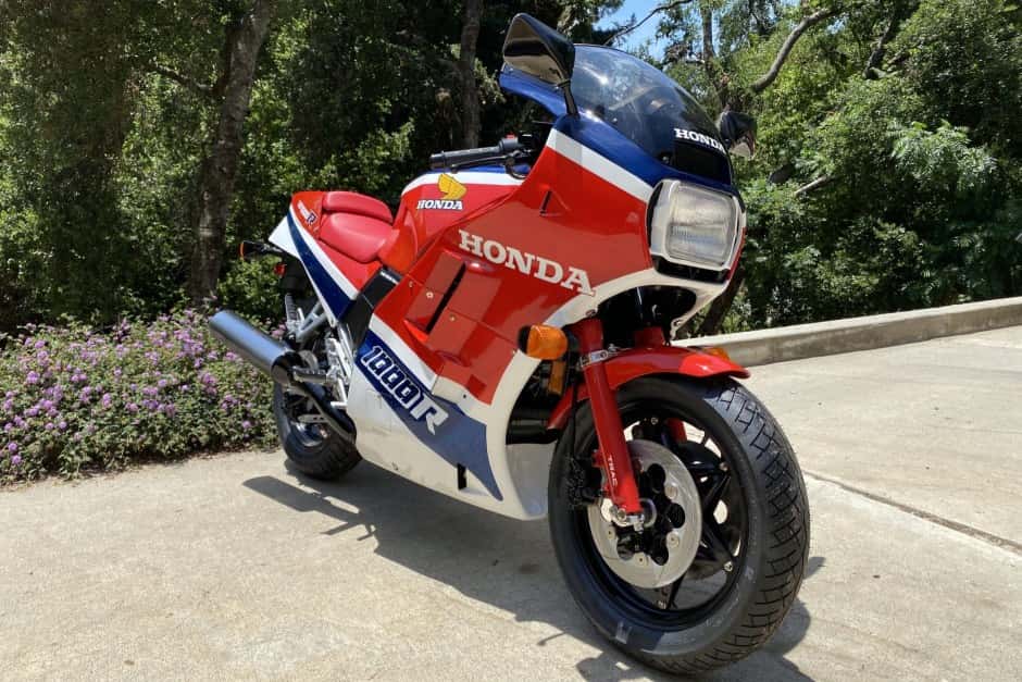 1985 Honda VF & VFR sold for $12,250