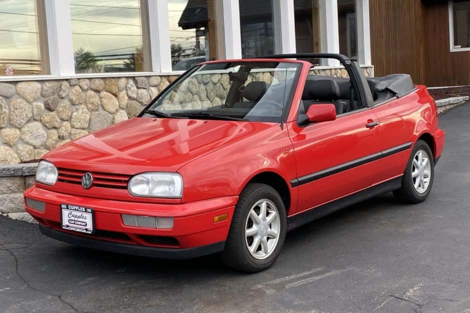 1995 Volkswagen Golf/Rabbit Cabriolet sold for $11,500