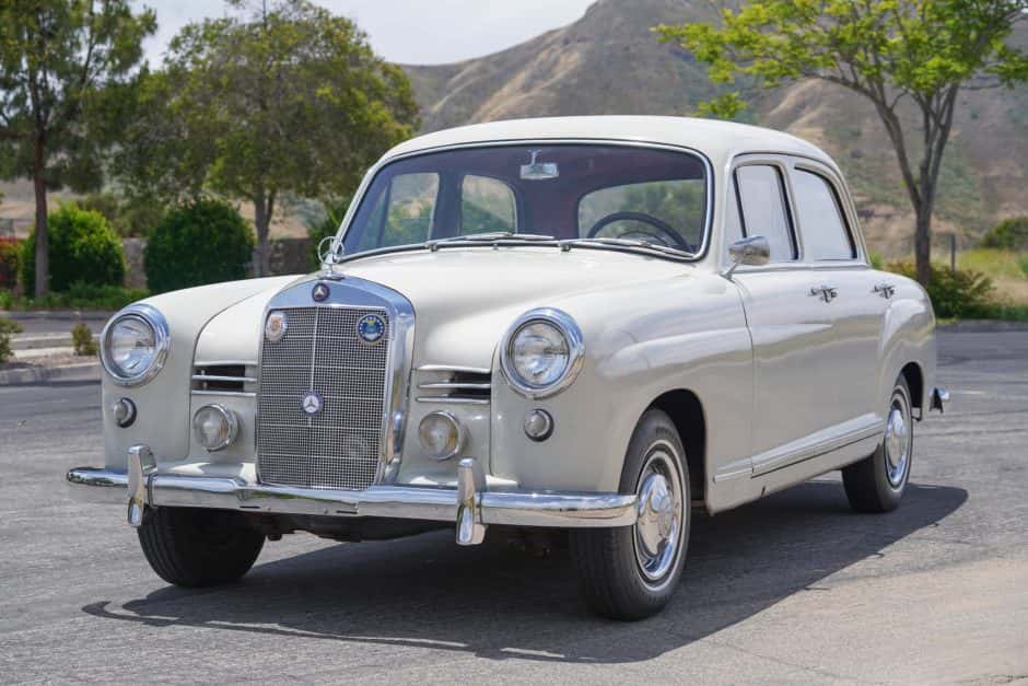 1956 Mercedes-Benz Ponton sold for $14,000