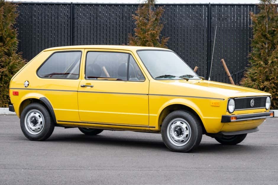 1977 Volkswagen Golf & Rabbit sold for $11,750