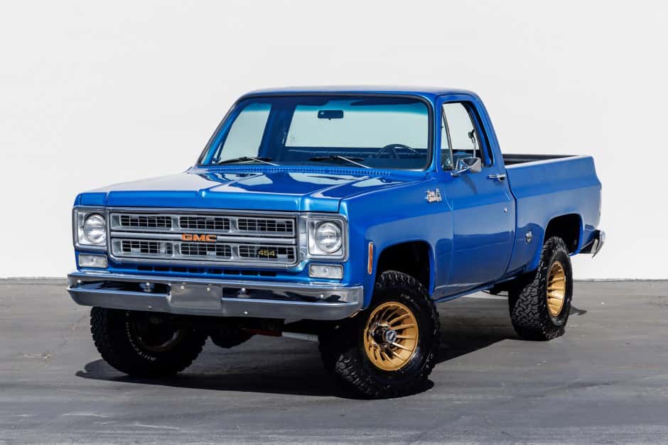 1975 GMC C/K 1973-1991 sold for $33,000
