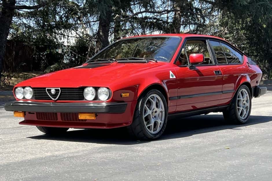 1986 Alfa Romeo GTV6 sold for $18,500