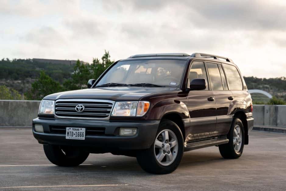 2003 Toyota Land Cruiser 100-Series sold for $14,750