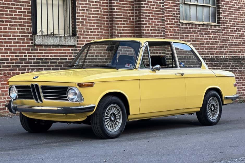 1971 BMW 2002tii sold for $17,000