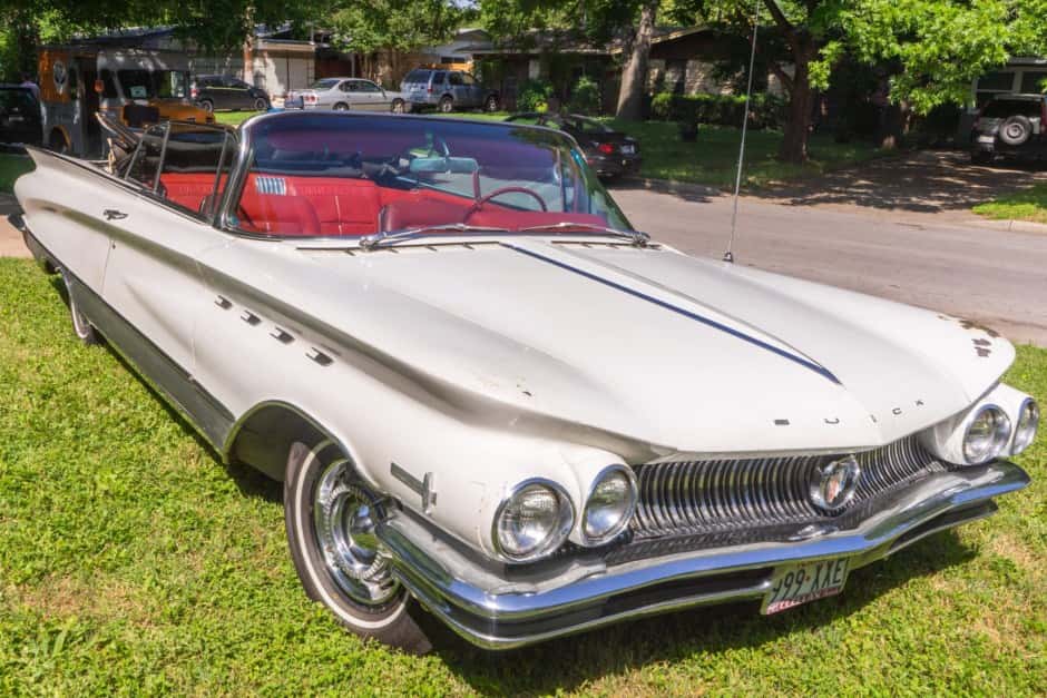 1960 Buick Electra sold for $33,500